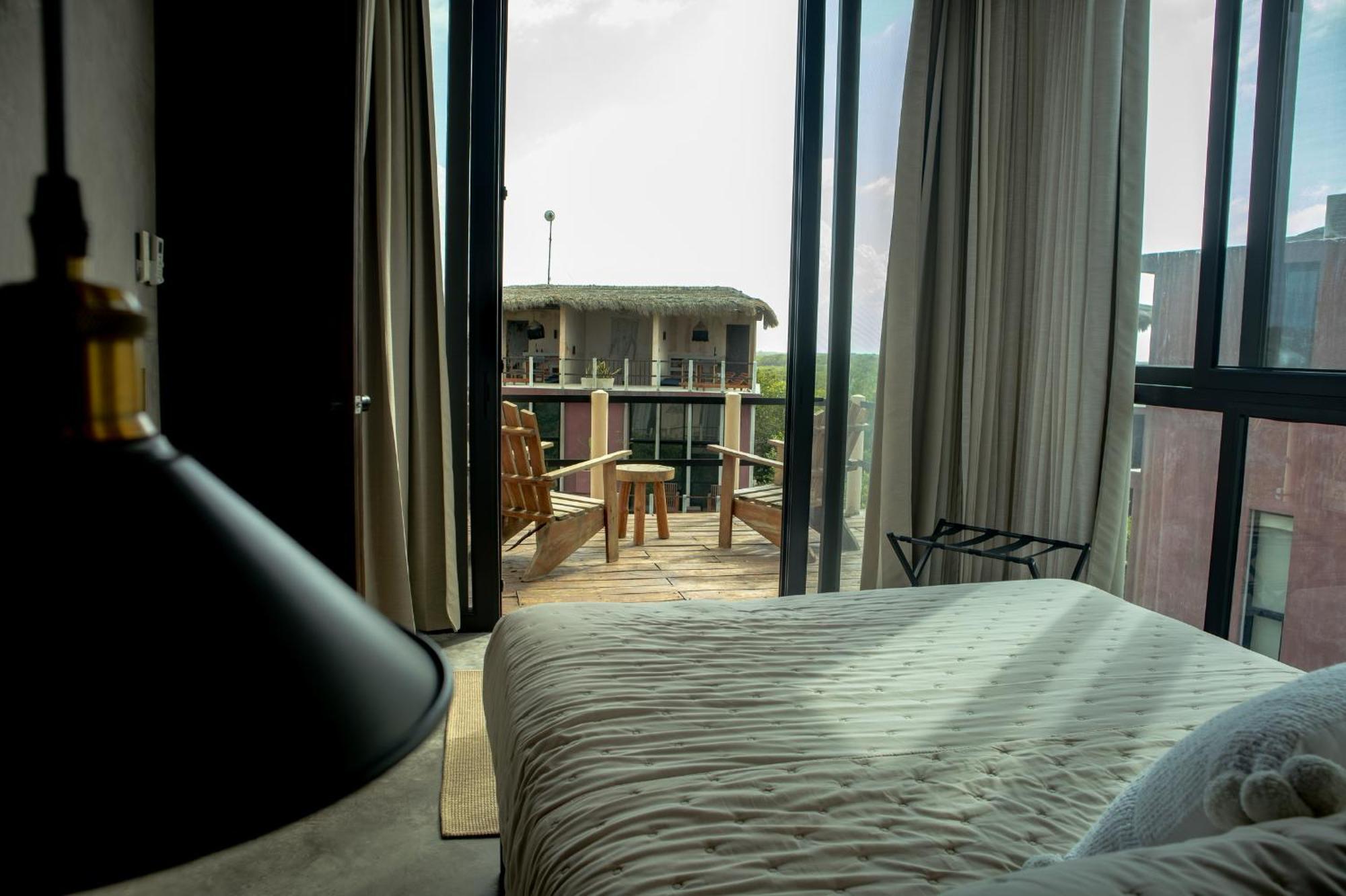 Caiman Habitat Beach, By Ahau Collection Hotel
